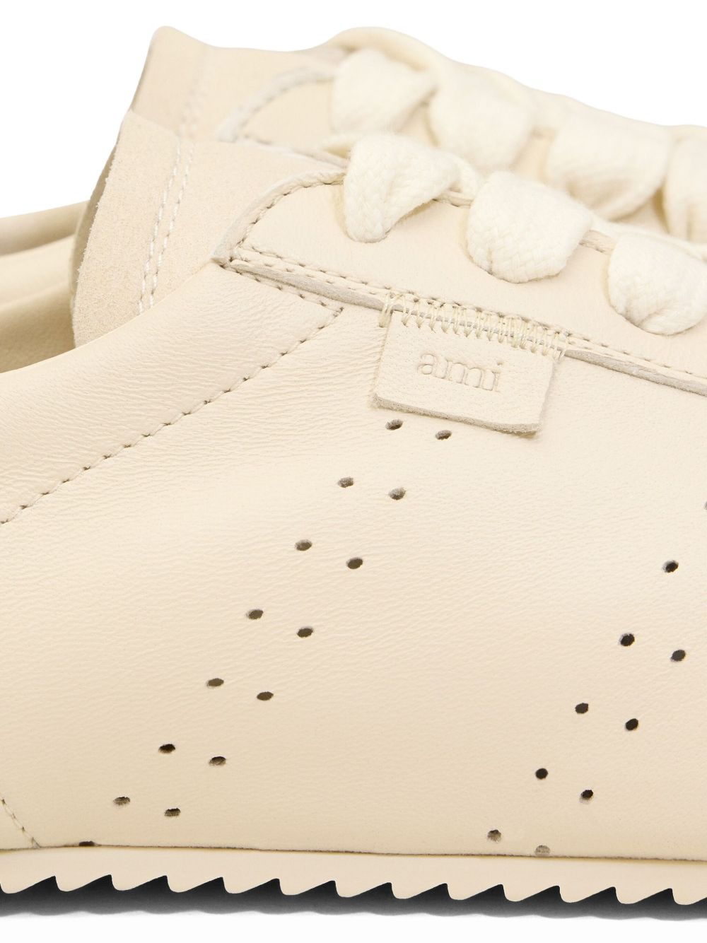 Ami Paris Sneakers Ivory