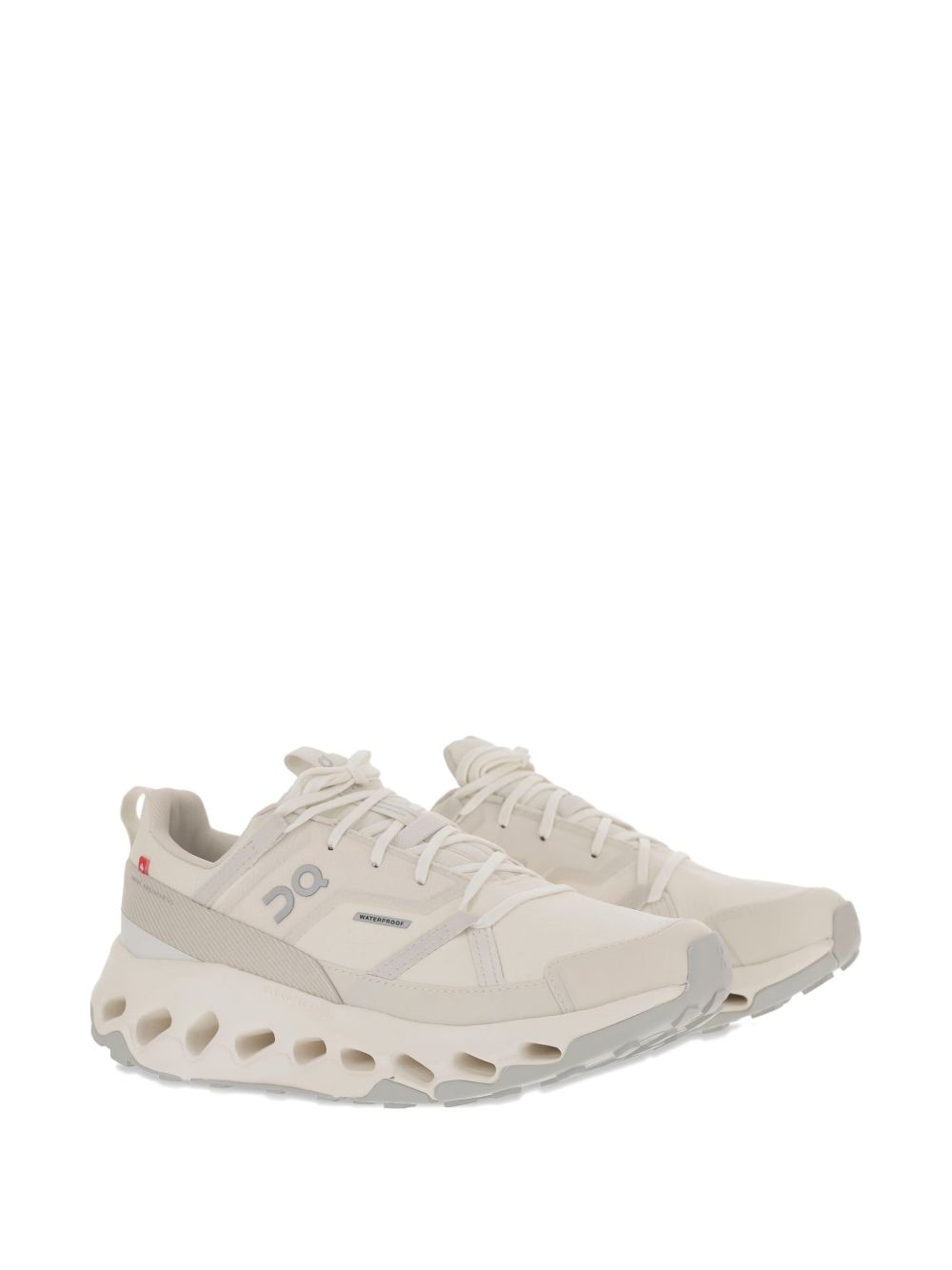 ON Sneakers Ivory