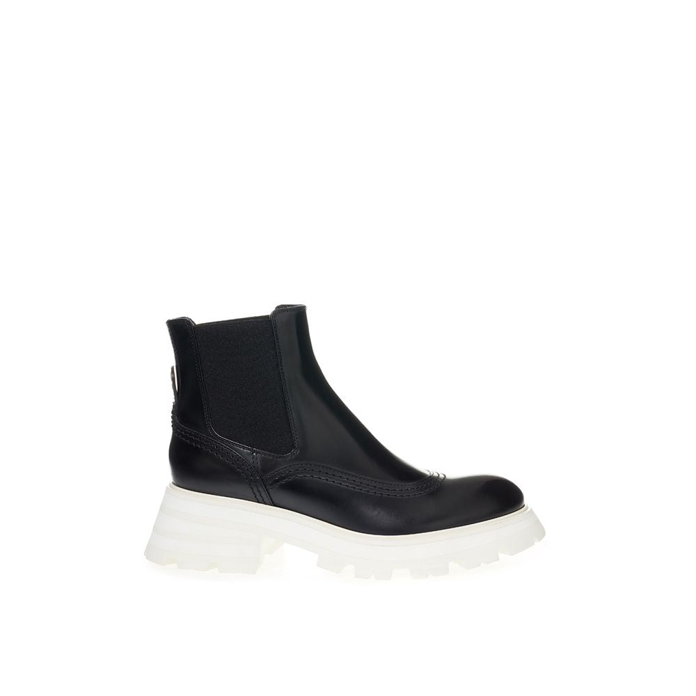 Alexander McQueen Black Leather Chelsea Boots