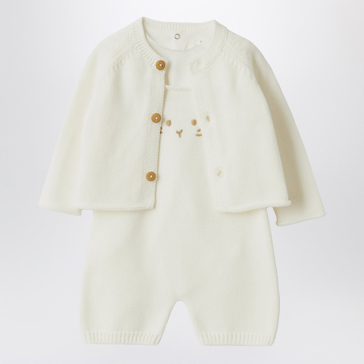 Teddy & Minou White outfit with jacket and overalls