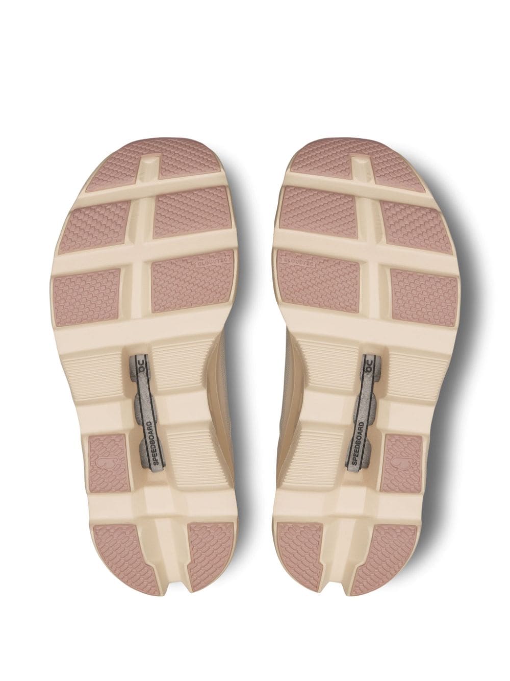 ON Running Cloudmonster sneakers