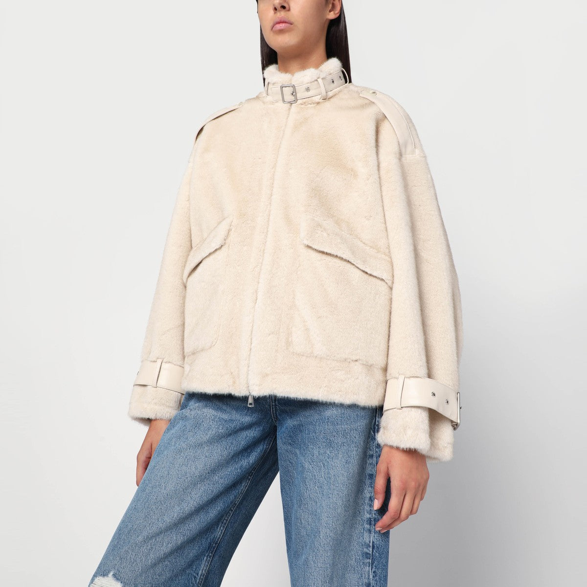 Sword 6644 Bomber in ivory eco fur