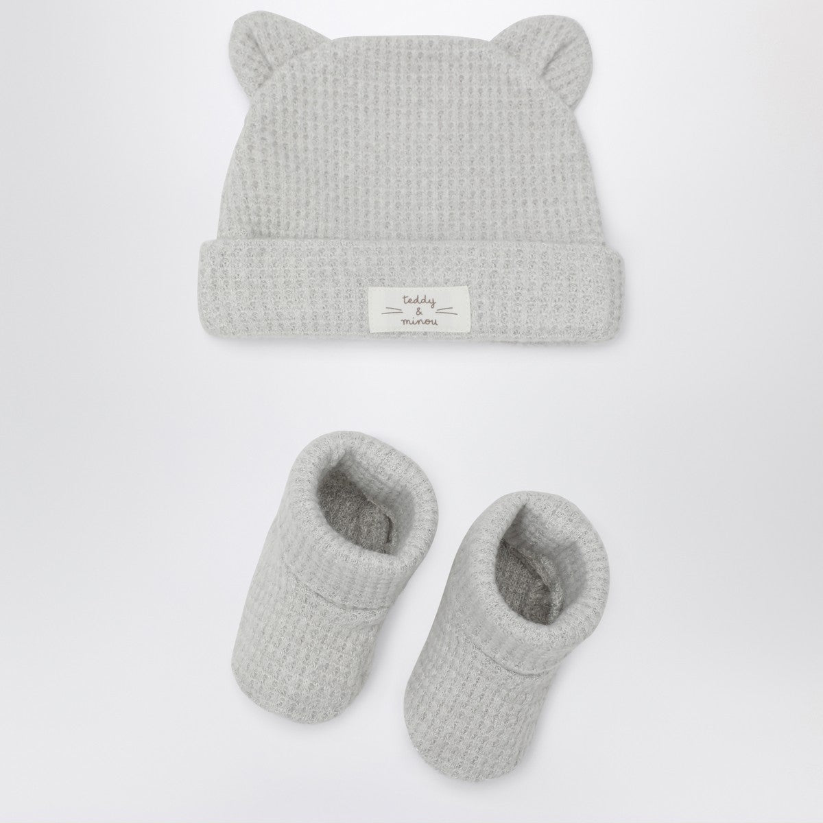 Teddy & Minou Two-piece set in pumice colour
